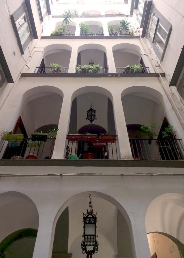 Le Stanze Di Partenope Napoli Bagian luar foto