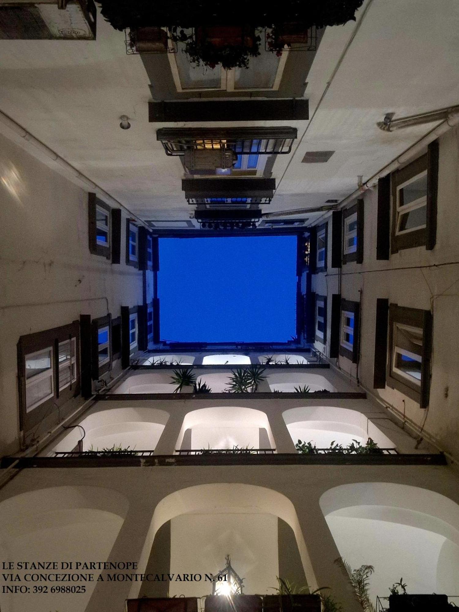 Le Stanze Di Partenope Napoli Bagian luar foto